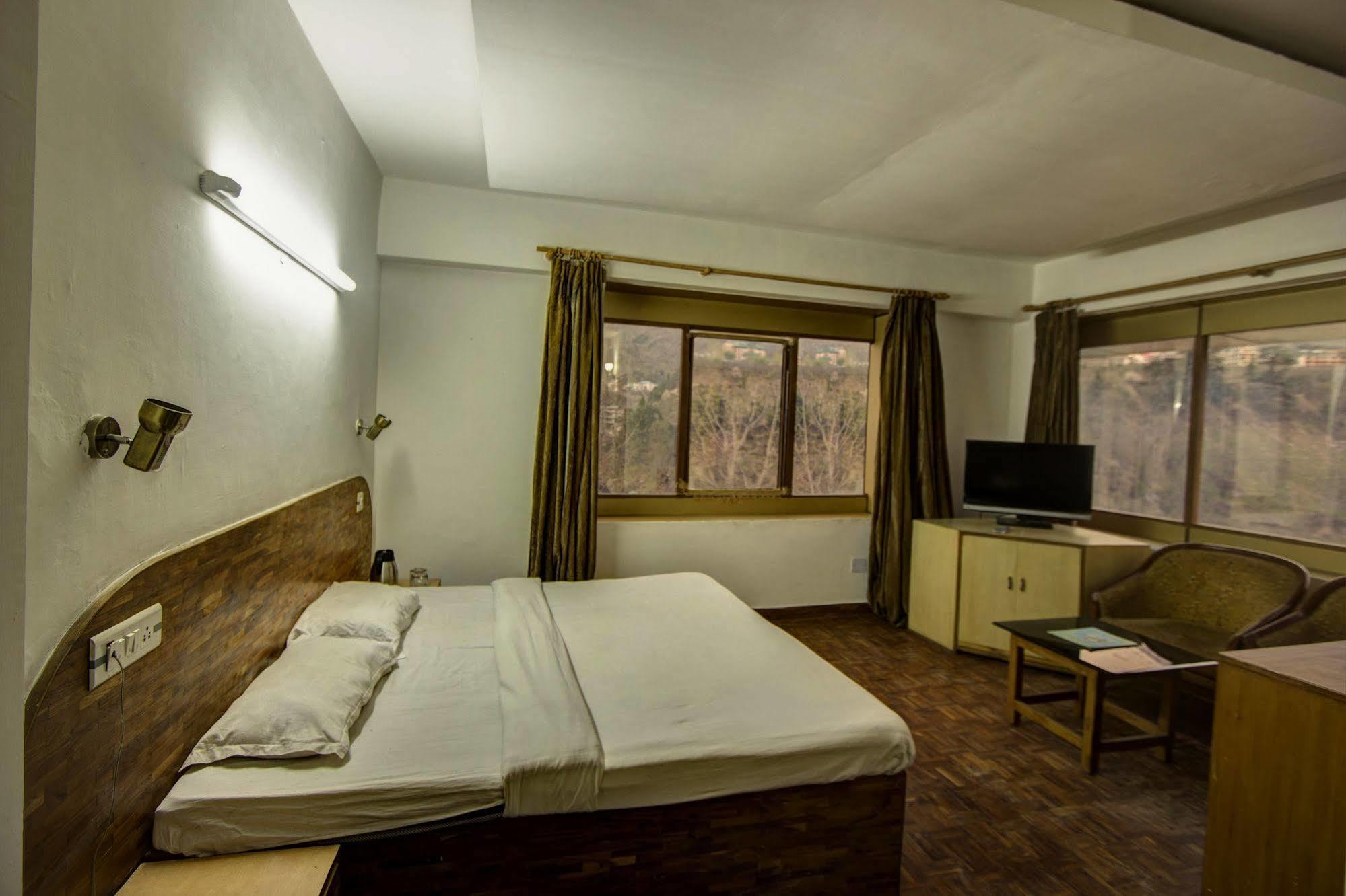 Kalinga Grand Hotel Manali  Exterior photo